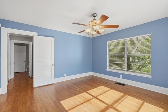 3049 S 19th Street, Abilene, TX 79605