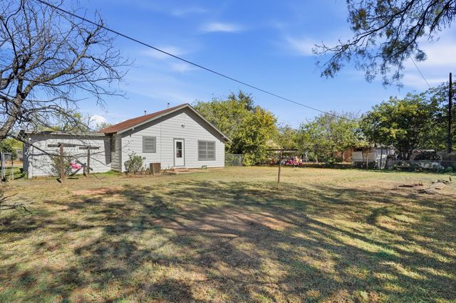 3049 S 19th Street, Abilene, TX 79605