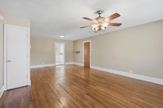 3049 S 19th Street, Abilene, TX 79605