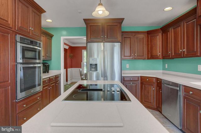 2635 CASTLEGREEN DR, Greencastle, PA 17225