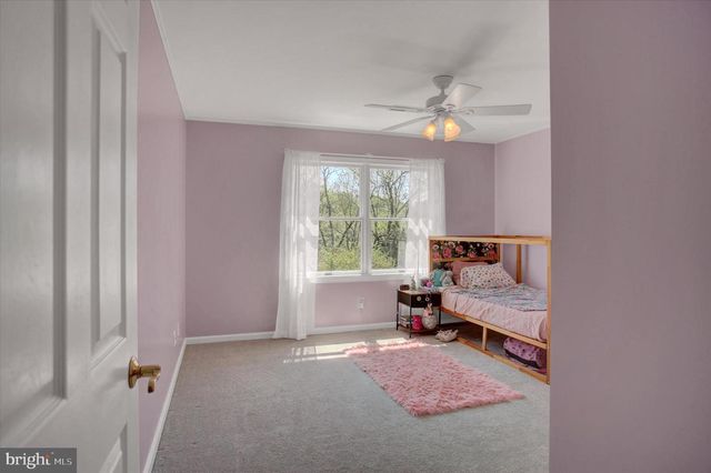 2635 CASTLEGREEN DR, Greencastle, PA 17225