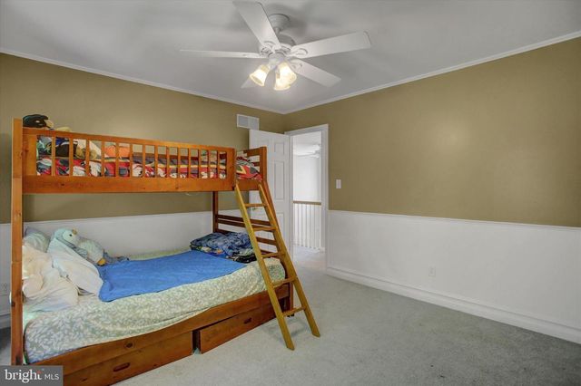 2635 CASTLEGREEN DR, Greencastle, PA 17225