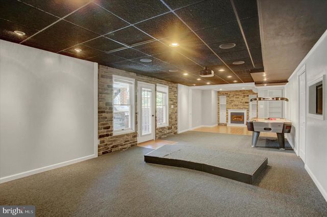 2635 CASTLEGREEN DR, Greencastle, PA 17225