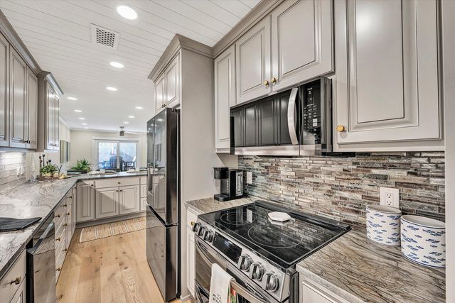 630 Montevista RD 506, Union Hall, VA 24176