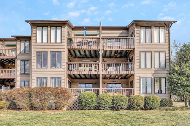 630 Montevista RD 506, Union Hall, VA 24176