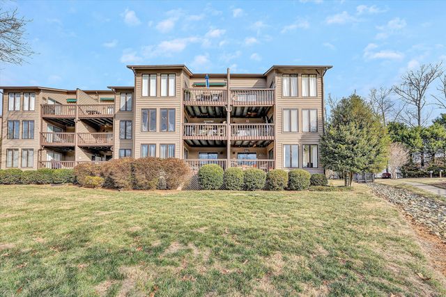 630 Montevista RD 506, Union Hall, VA 24176