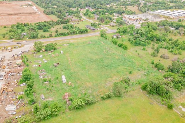 1704 W Fm 917, Burleson, TX 76058