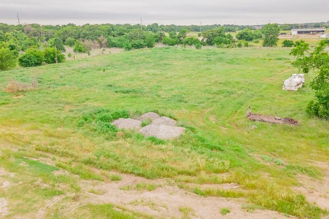 1704 W Fm 917, Burleson, TX 76058
