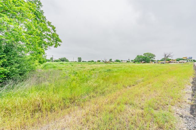 1704 W Fm 917, Burleson, TX 76058