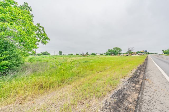 1704 W Fm 917, Burleson, TX 76058