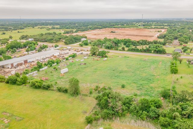 1704 W Fm 917, Burleson, TX 76058
