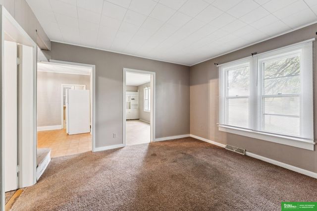 208 S Park Street, Hooper, NE 68031