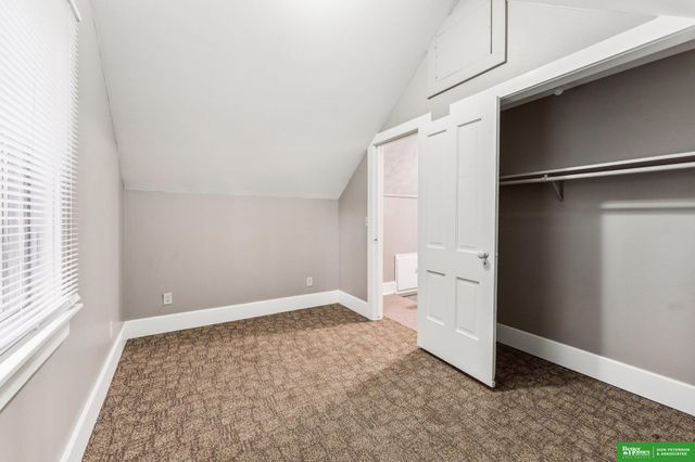 208 S Park Street, Hooper, NE 68031