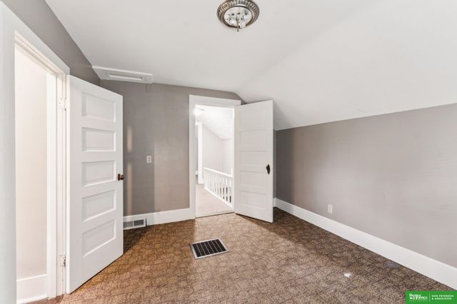 208 S Park Street, Hooper, NE 68031