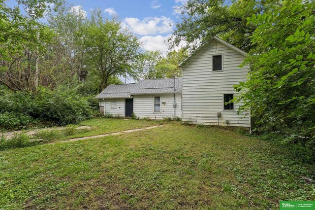 208 S Park Street, Hooper, NE 68031