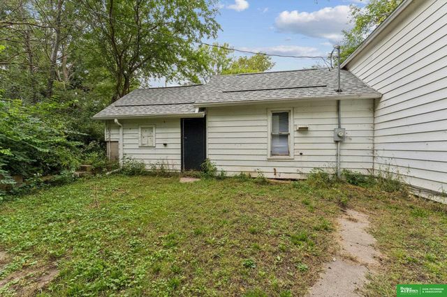 208 S Park Street, Hooper, NE 68031