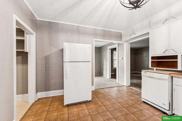 208 S Park Street, Hooper, NE 68031