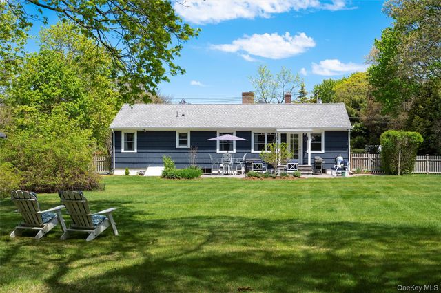 46 Red Bridge Road, Center Moriches, NY 11934