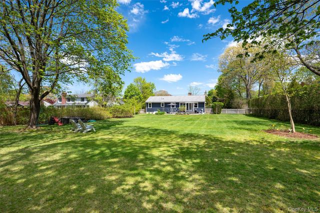 46 Red Bridge Road, Center Moriches, NY 11934