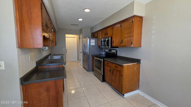 1485 N DOLPHIN Street, Orange Park, FL 32073