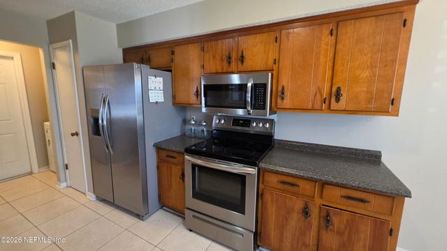 1485 N DOLPHIN Street, Orange Park, FL 32073