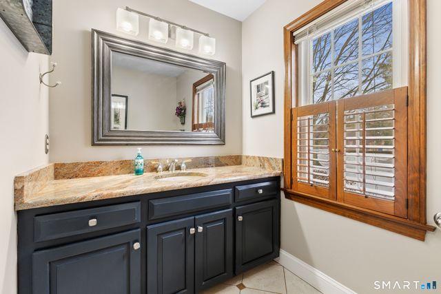 102 Orchard Hill Drive, Windsor Locks, CT 06096