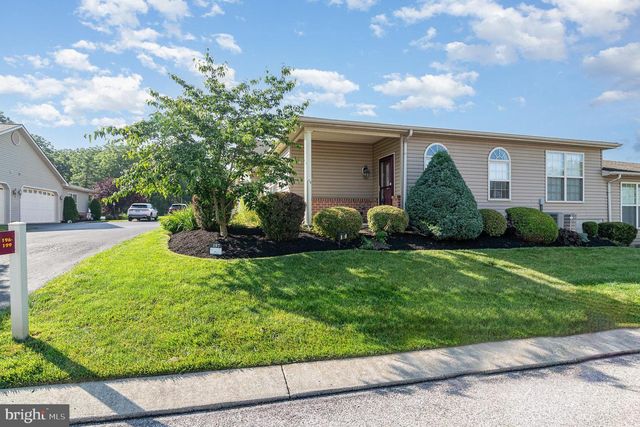 197 MEADOWVIEW DR, Harrisburg, PA 17111
