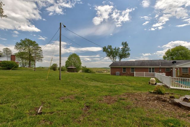 4224 E Kentucky 36, Owingsville, KY 40360