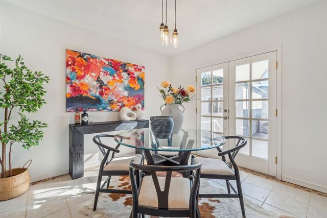 13000 Neptune Dr, San Leandro, CA 94577