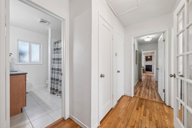 13000 Neptune Dr, San Leandro, CA 94577