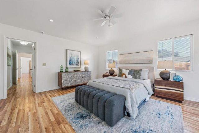 13000 Neptune Dr, San Leandro, CA 94577