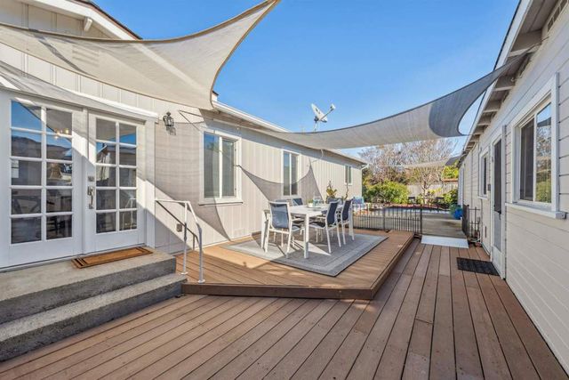 13000 Neptune Dr, San Leandro, CA 94577