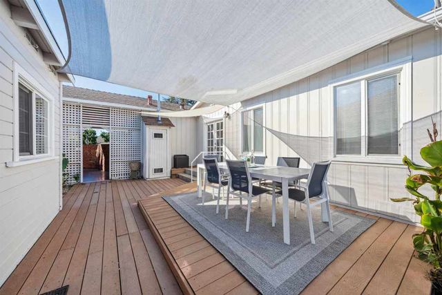 13000 Neptune Dr, San Leandro, CA 94577