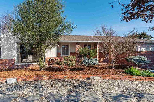 13000 Neptune Dr, San Leandro, CA 94577