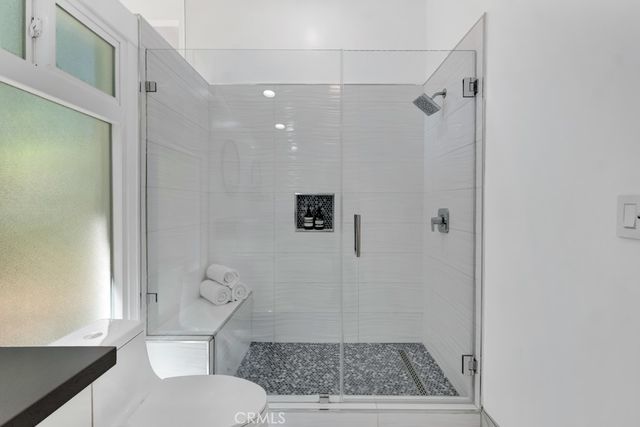 4824 Peonia Road, Woodland Hills, CA 91364