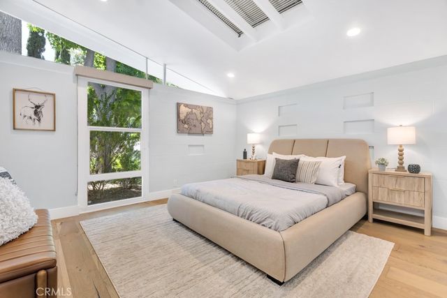 4824 Peonia Road, Woodland Hills, CA 91364