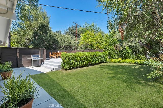 4824 Peonia Road, Woodland Hills, CA 91364