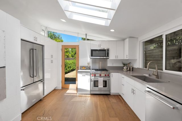 4824 Peonia Road, Woodland Hills, CA 91364