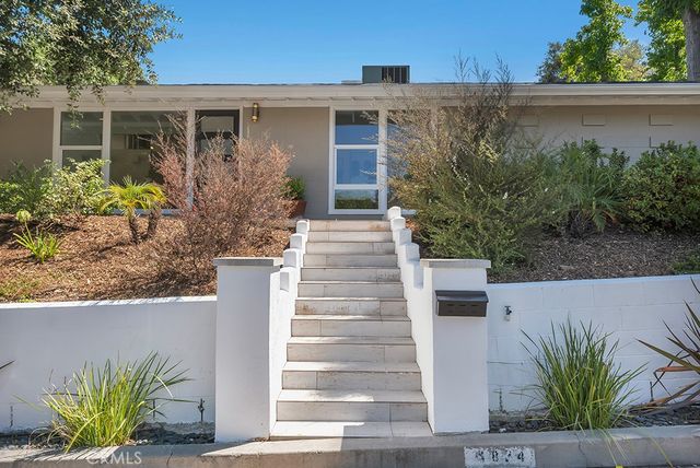 4824 Peonia Road, Woodland Hills, CA 91364