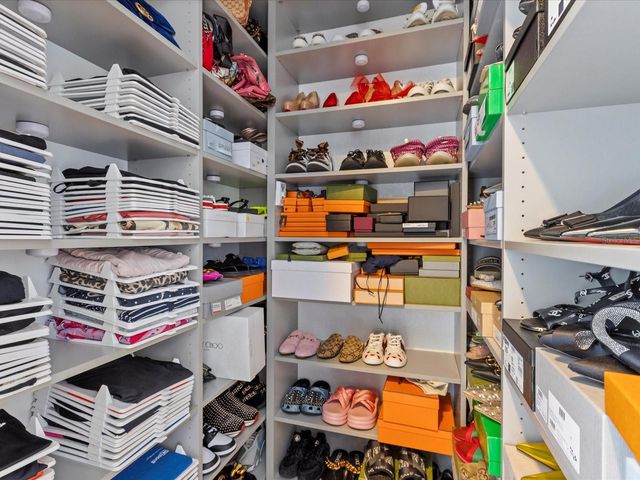 150 E ROBINSON STREET 2906, Orlando, FL 32801