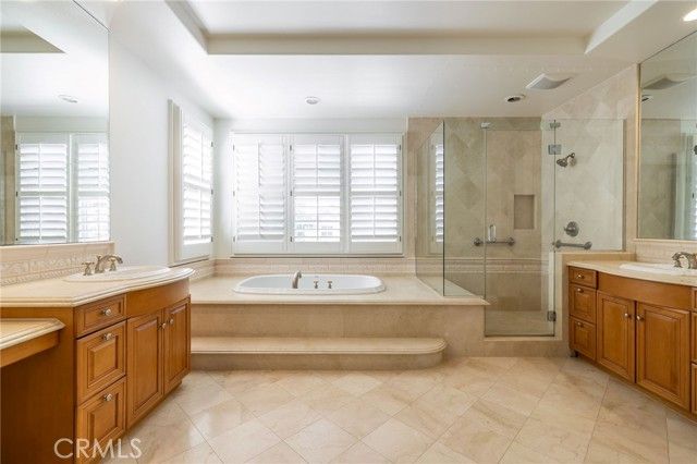 17 Colonial Drive, Newport Beach, CA 92660