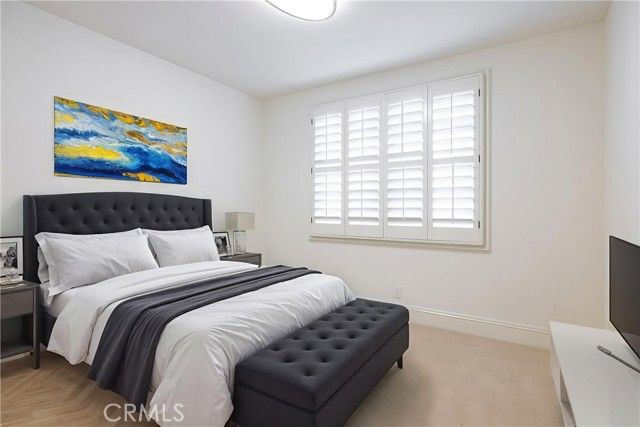 17 Colonial Drive, Newport Beach, CA 92660