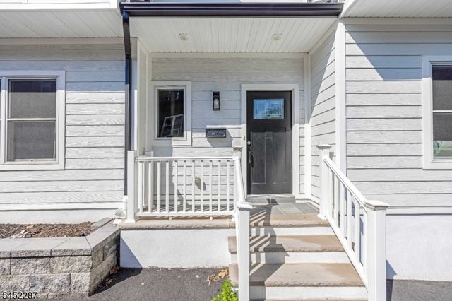 203 Queen Anne Rd, Bogota Boro, NJ 07603