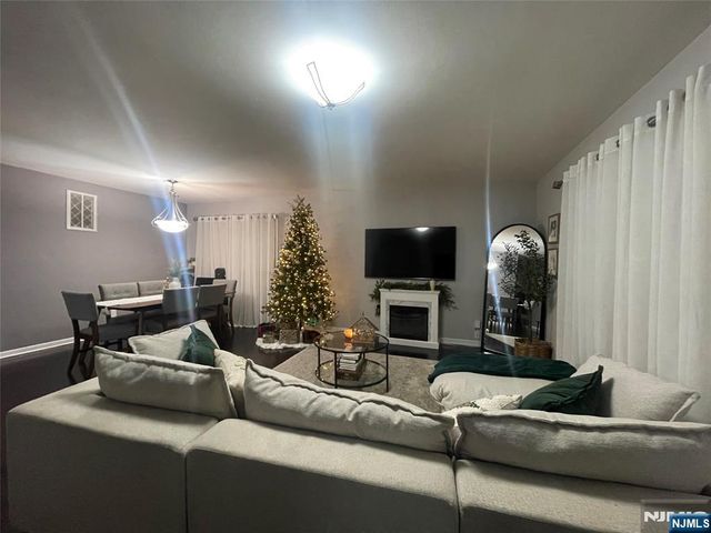 51 Midland Avenue, Kearny, NJ 07032