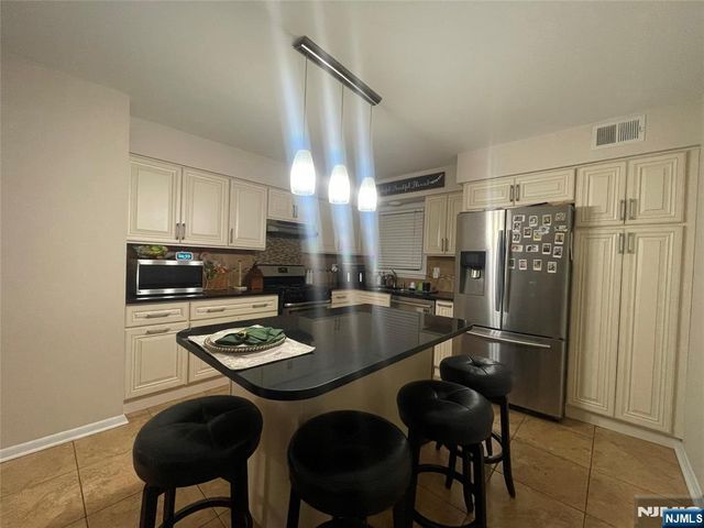 51 Midland Avenue, Kearny, NJ 07032