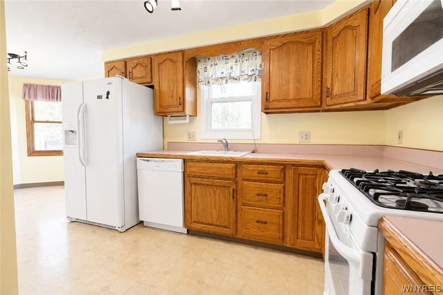 4382 Twilight Lane, Hamburg, NY 14075