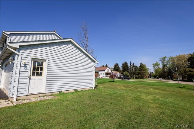4382 Twilight Lane, Hamburg, NY 14075