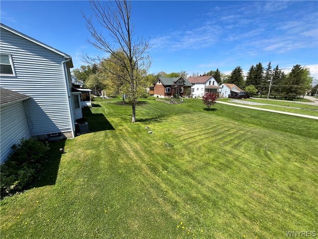 4382 Twilight Lane, Hamburg, NY 14075
