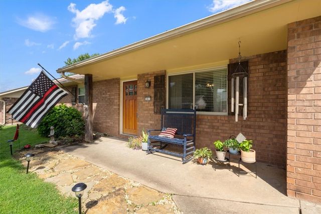 1813 SE Clark Street, Bentonville, AR 72712
