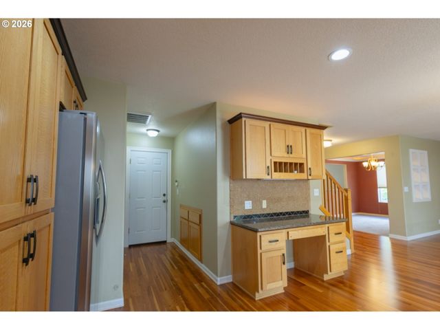 9611 Ne 21ST Pl, Vancouver, WA 98665